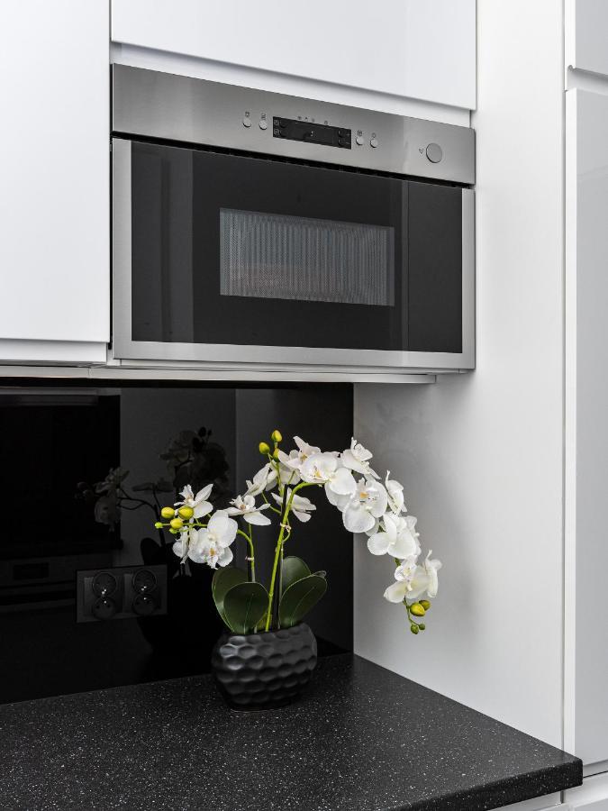 Your Apartments Okrzei 12 Варшава Экстерьер фото
